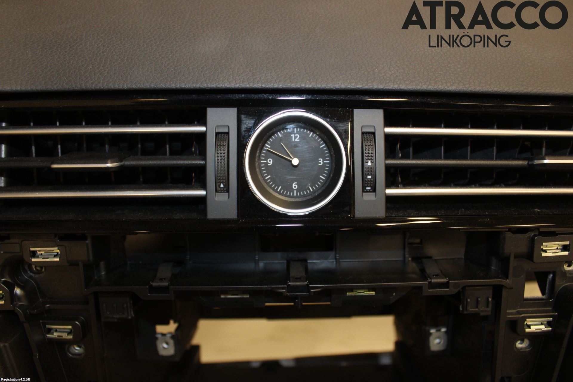 Volkswagen VW PASSAT 15-19 Instrumentbräda