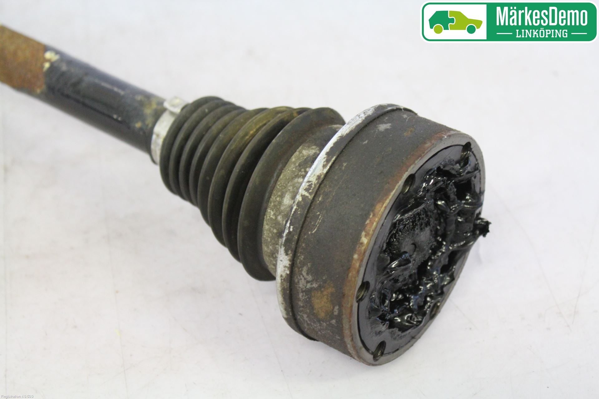 Audi A3/S3 05-13 Drivaxel Fram Vänster