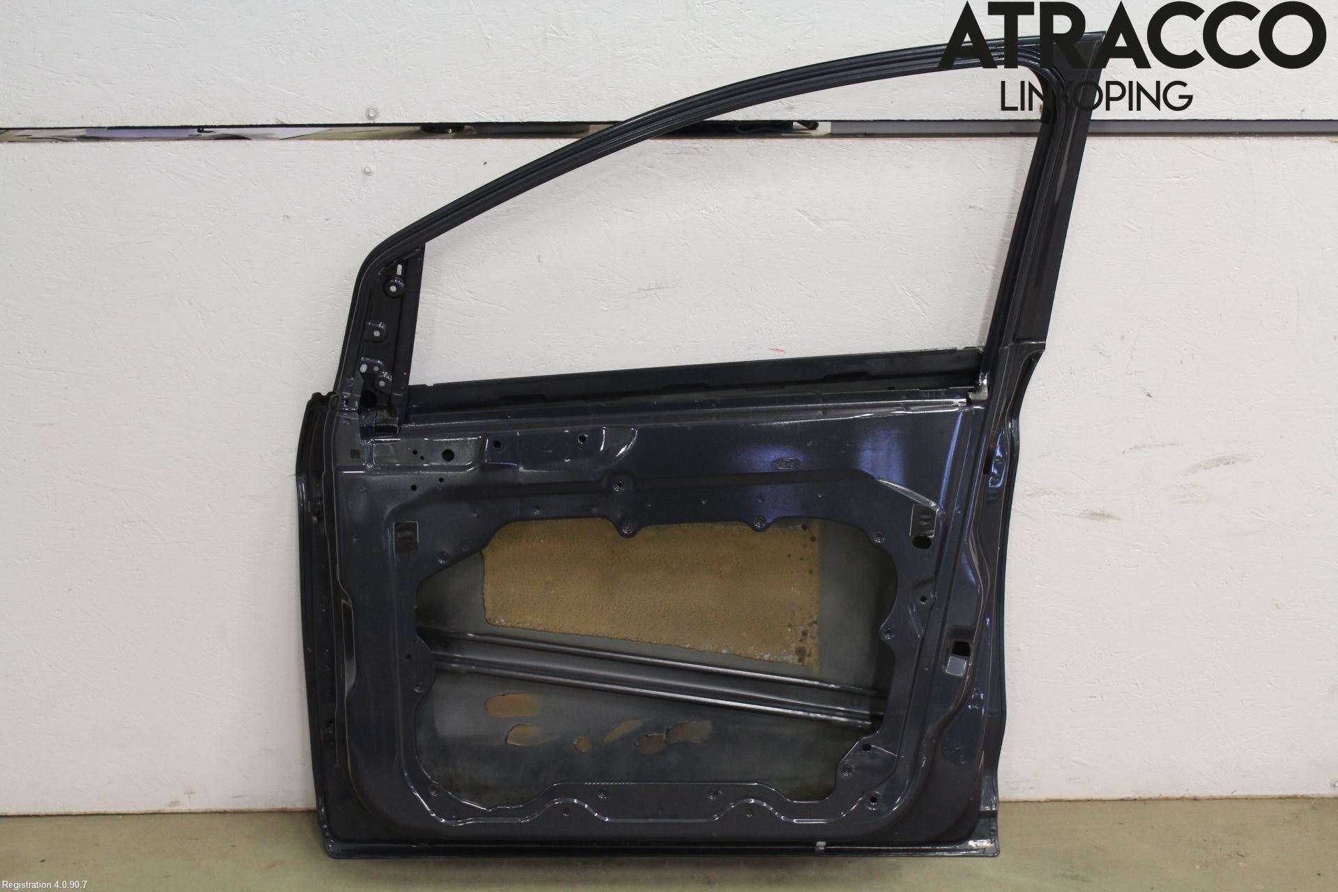 Ford KUGA 08-12 Dörr Fram Höger