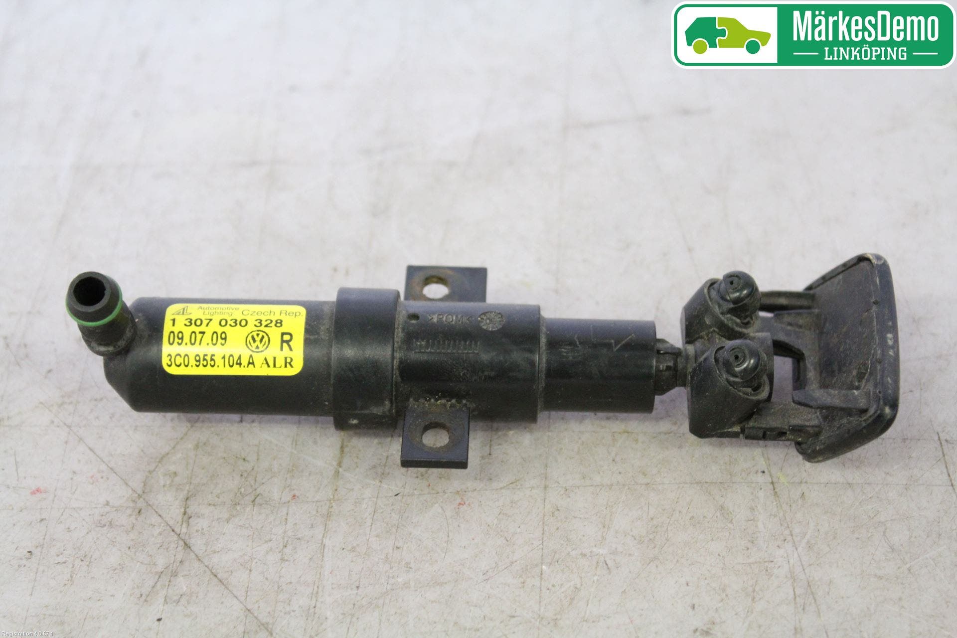 Volkswagen VW PASSAT 05-11 Spolarmunstycke Strålkastare