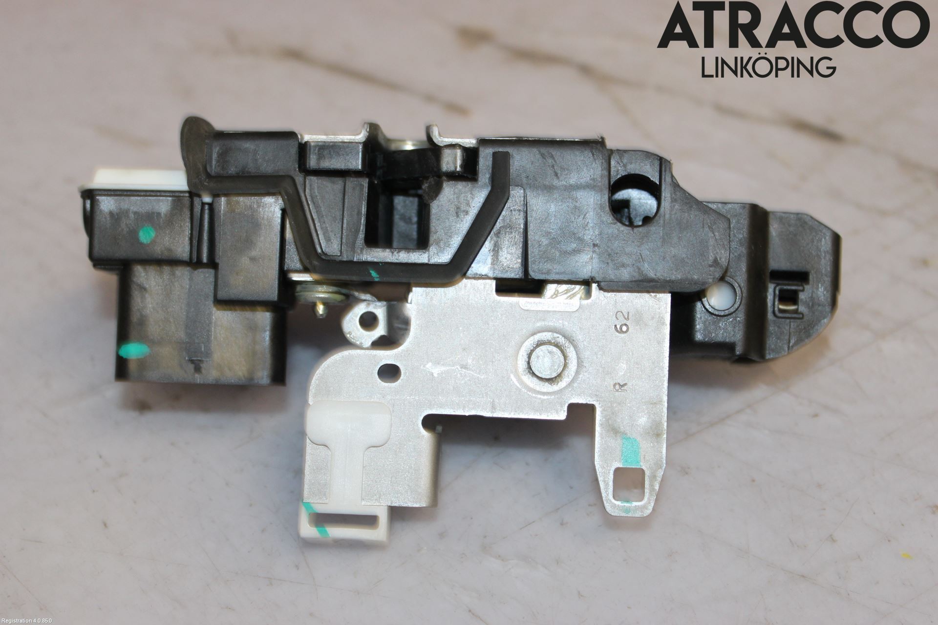 Volvo XC60 18- Låskista-Dörrlås