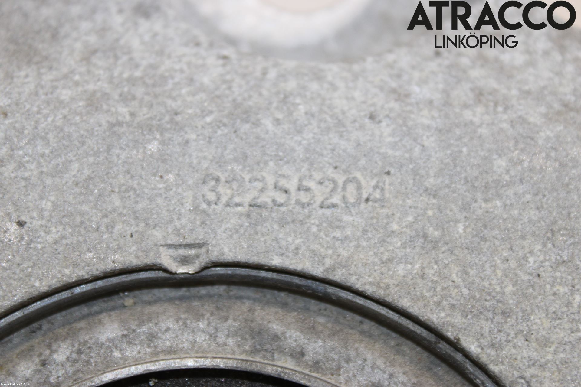 Volvo XC60 18- Motorfäste