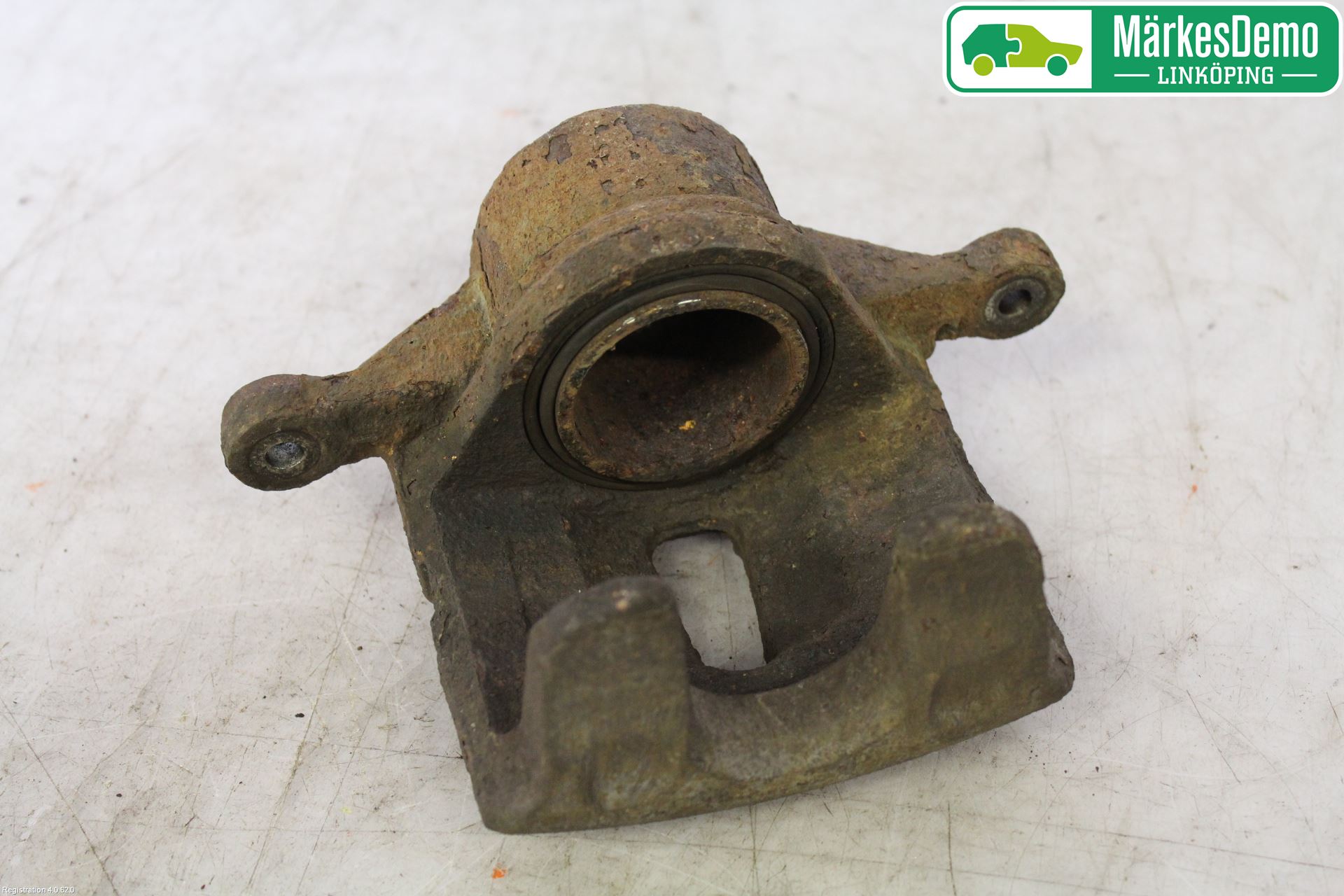 Kia CEED 06-12 Bromsok Fram Höger