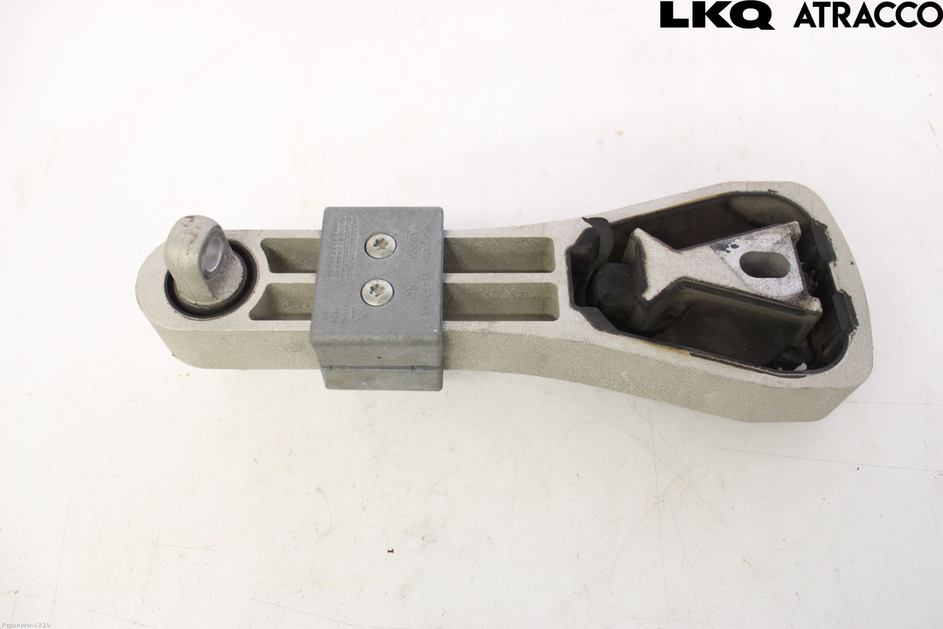 Volvo V90 17->> Motorfäste