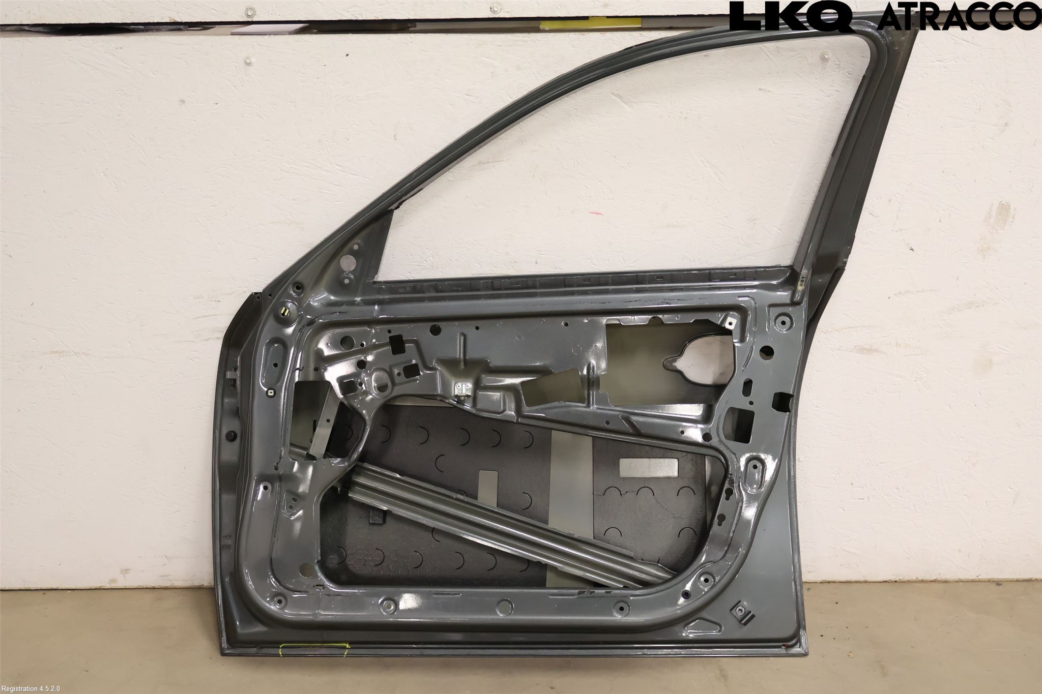 BMW 5 E60/61 Sed/Tou 02-10 Dörr Fram Höger