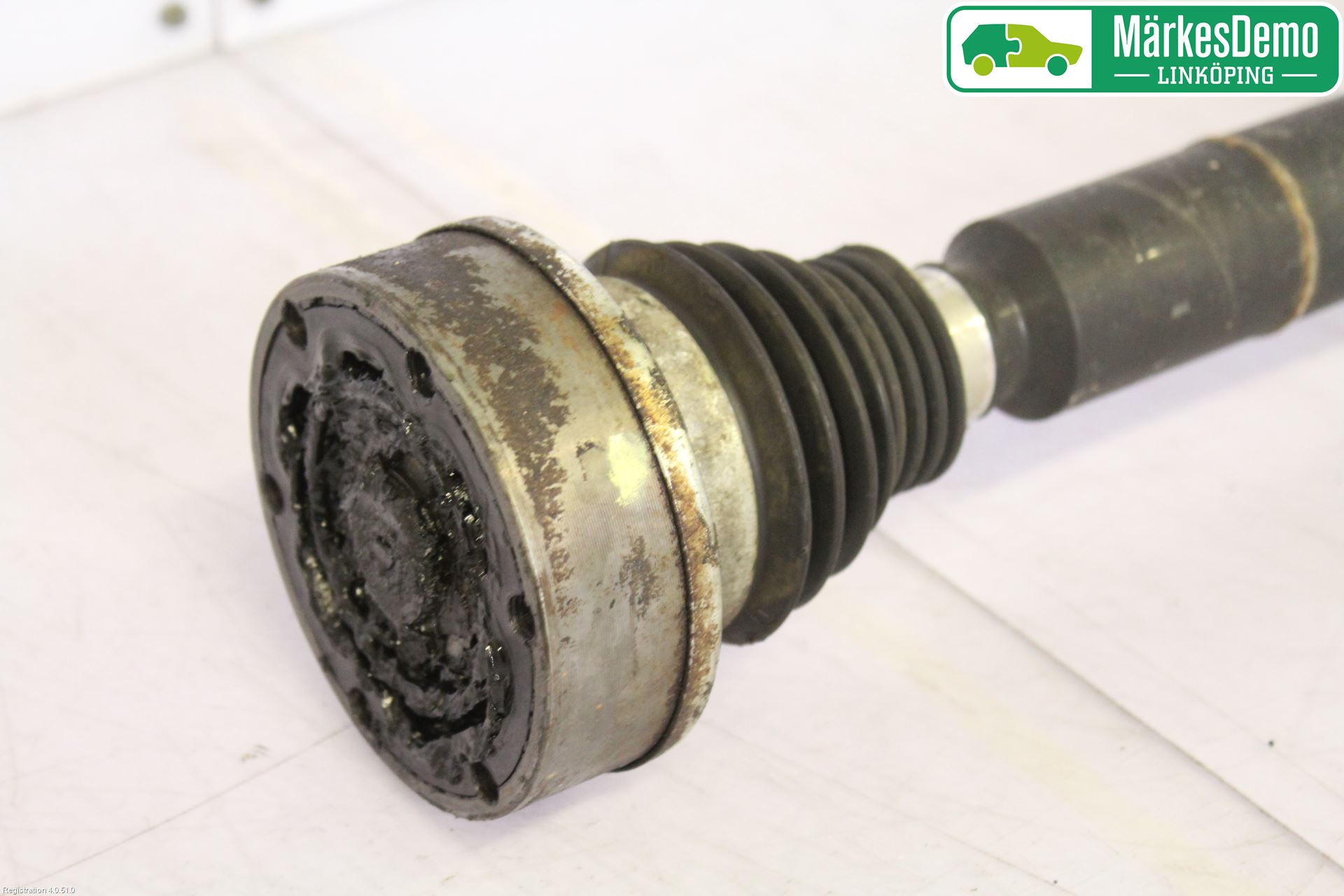 Volkswagen VW GOLF PLUS/CROSS GOLF 04-14 Drivaxel Fram Höger