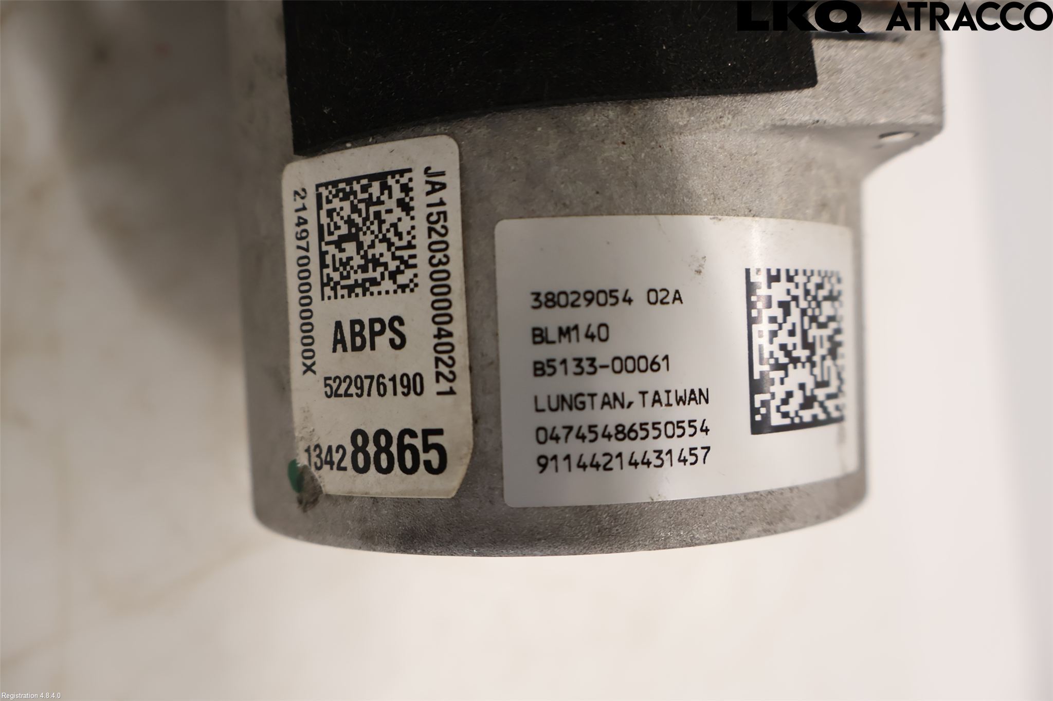 Opel ADAM 13-20 Rattaxelagg Med Inb Servo