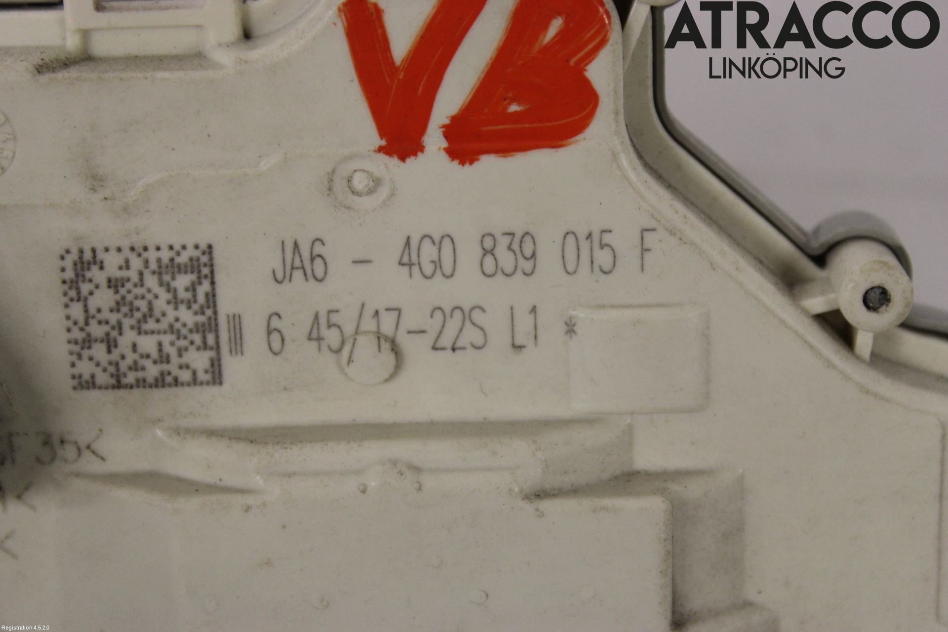 Audi A4/S4 B9 16-19 Låskista-Dörrlås