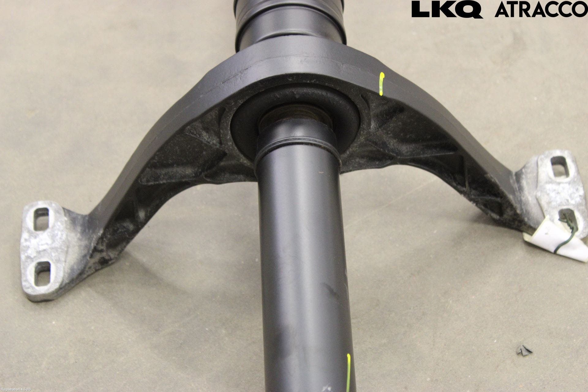 Skoda SUPERB 16-24 Mellanaxel Komp