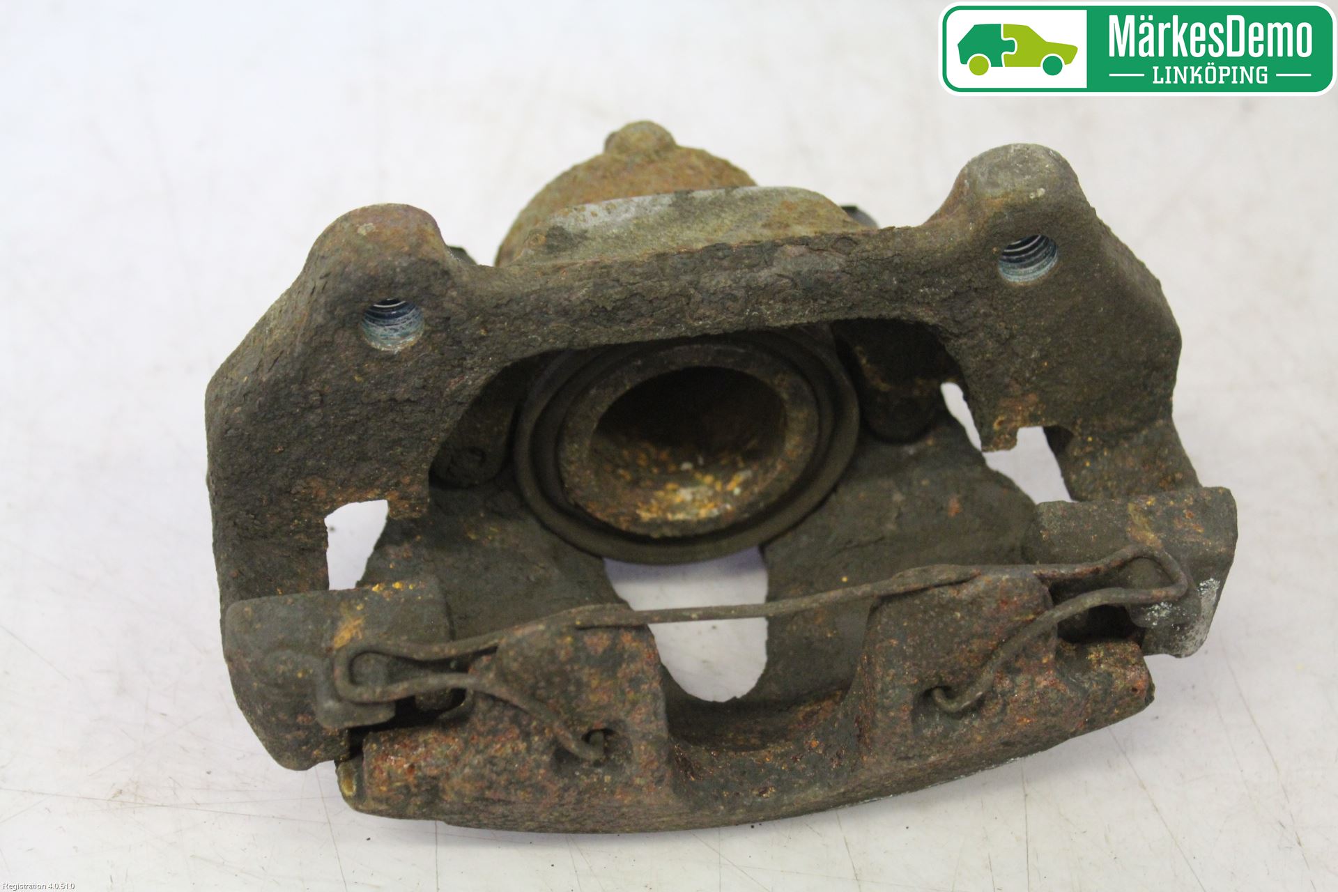 Saab 9-5     06-10 Bromsok Fram Höger