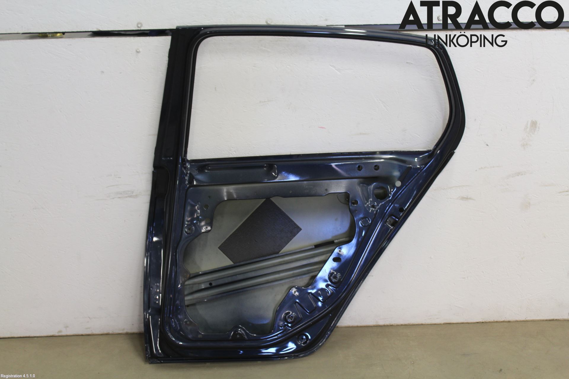 Volkswagen VW GOLF VI 09-13 Dörr Bak Höger