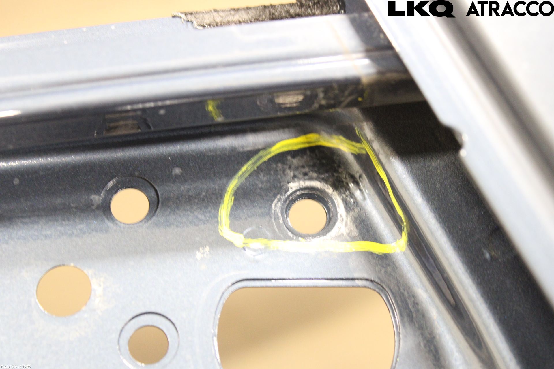 Volvo V40 12-19 Dörr Fram Vänster