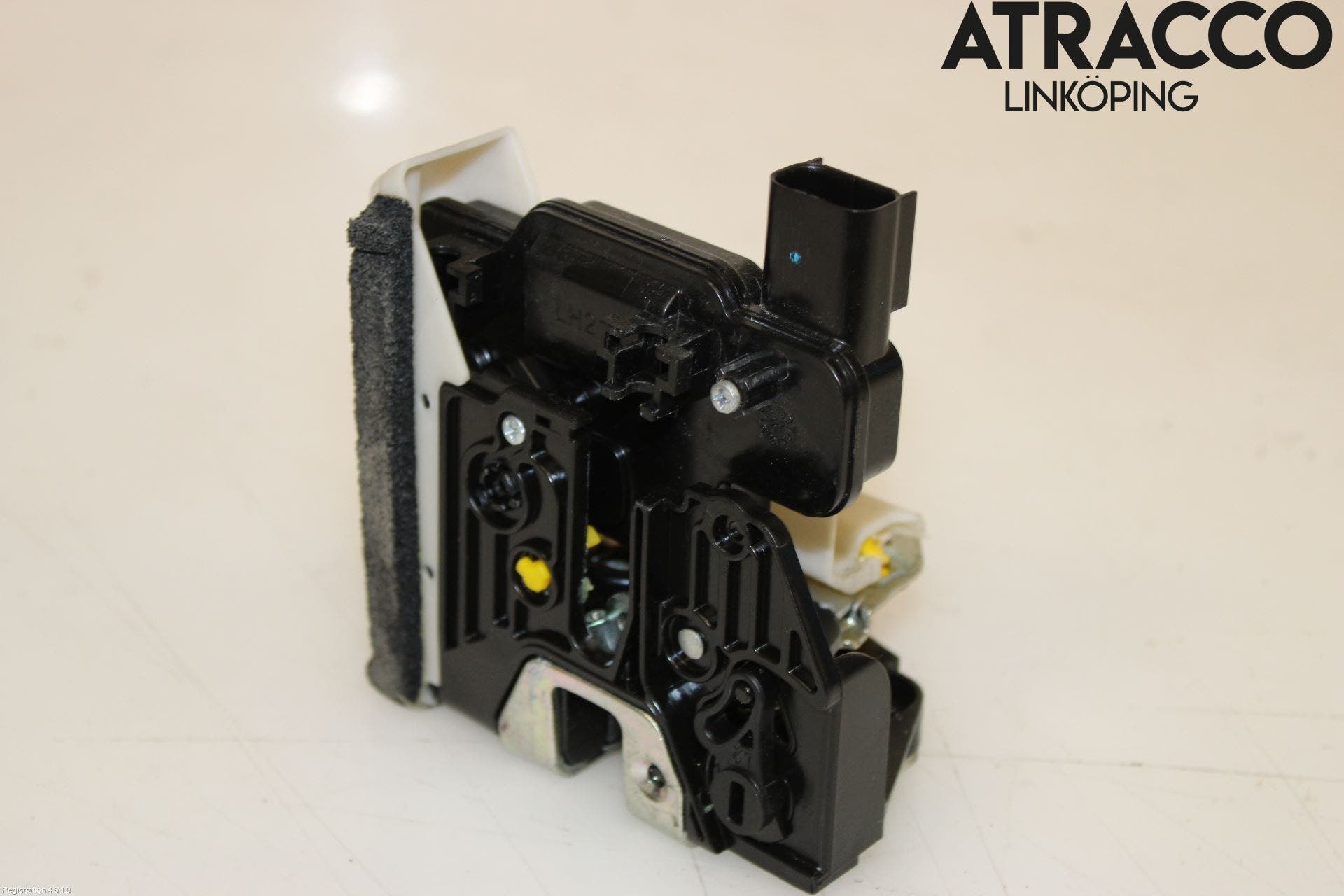 Kia RIO 12-16 Låskista-Dörrlås