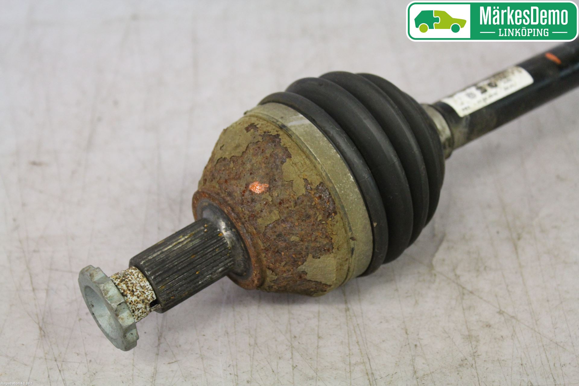 Skoda FABIA 15-21 Drivaxel Fram Vänster
