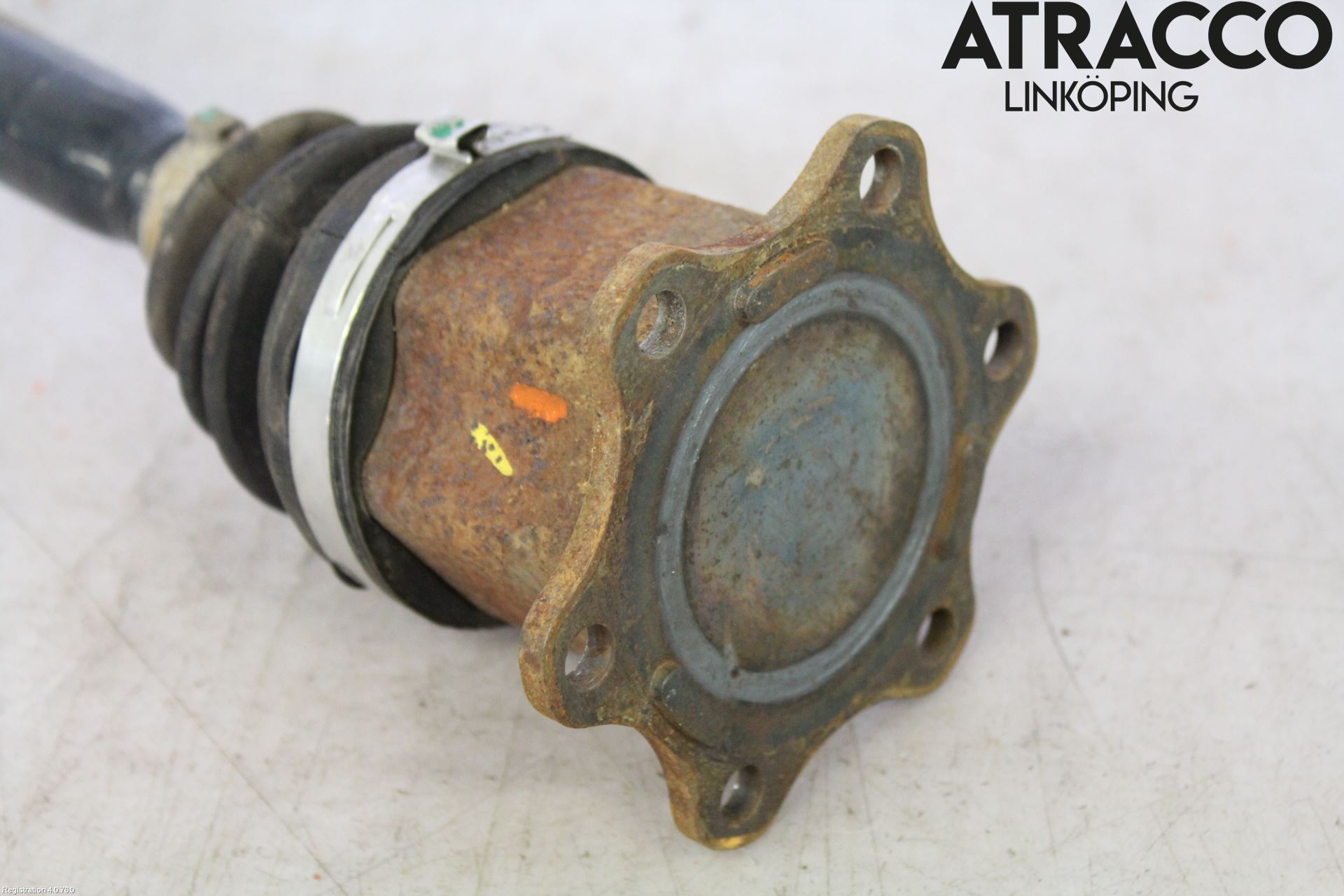 Audi A4/S4 05-07 Drivaxel Fram Höger