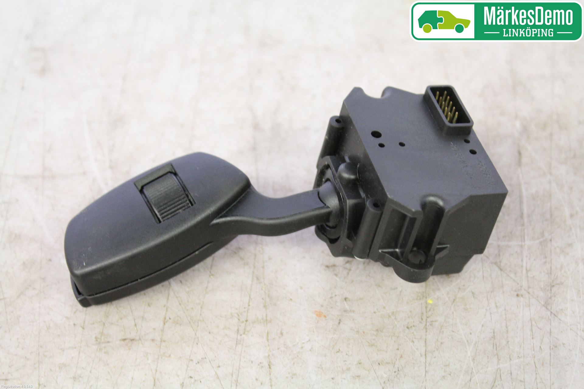 BMW 5 E60/61 Sed/Tou 02-10 Spak Torkar-Spolomk