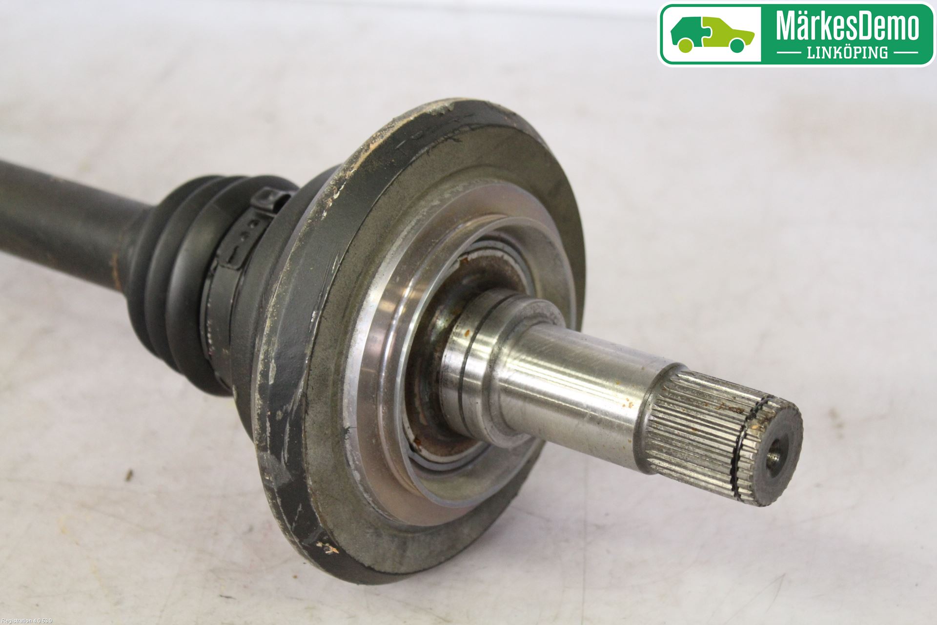 Mercedes-Benz MB E-KLASS (W213) 16-23 Drivaxel Bak Vänster