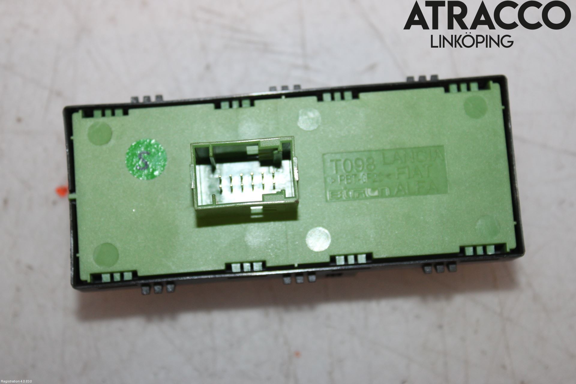 Fiat TIPO/CROSS 16- Strömställare Elhiss