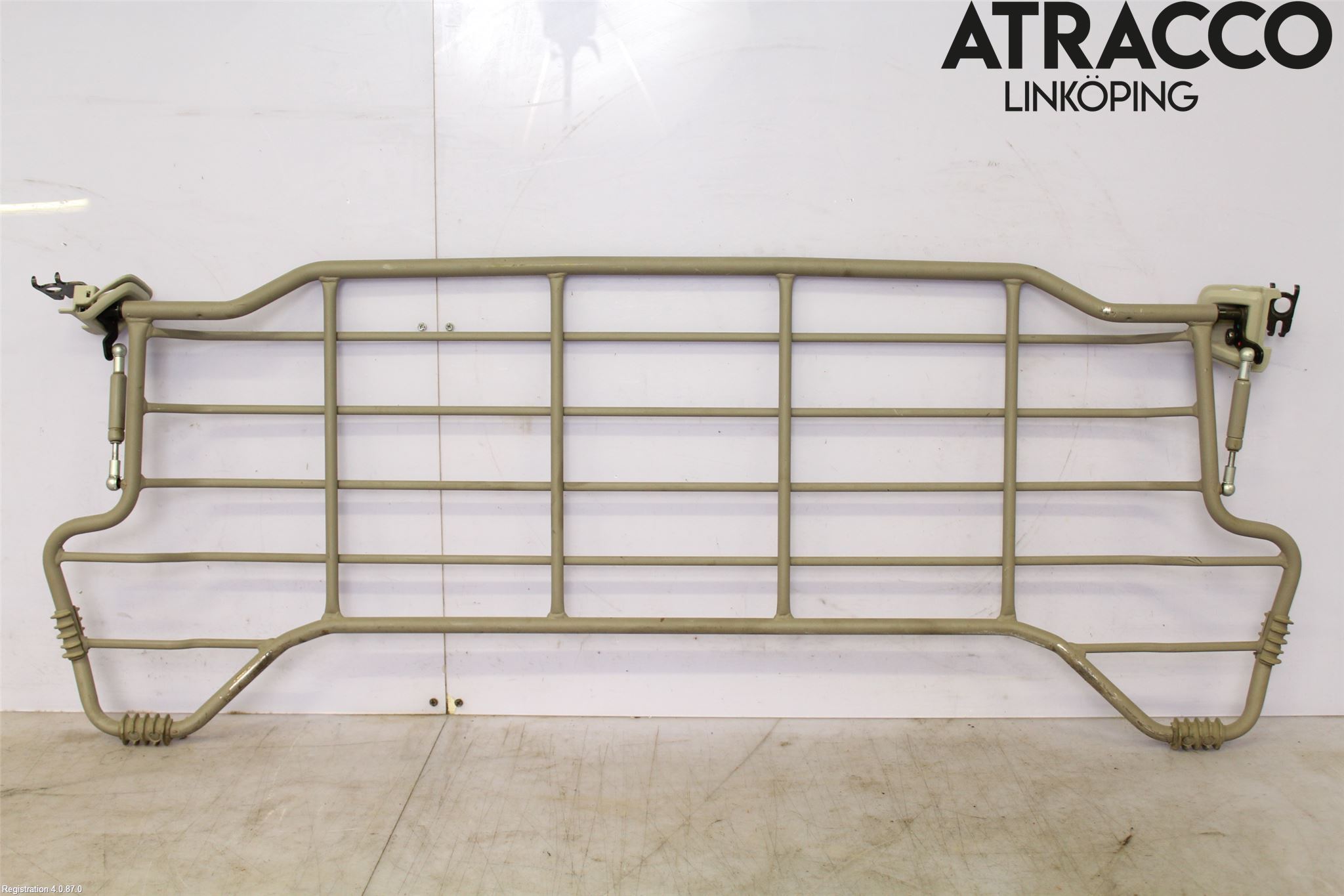 Volvo XC70 05-07 Lastförskjutningsskydd-Galler