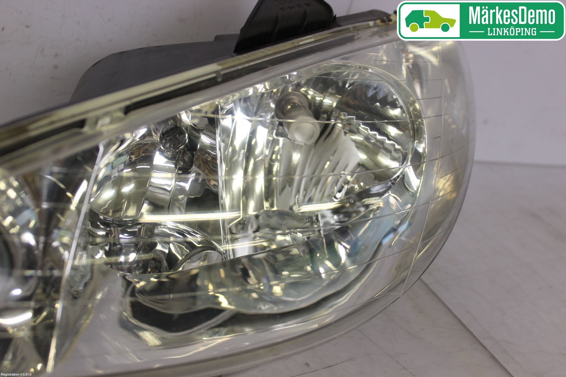 Peugeot 206 98-09 Strålkastare Vänster