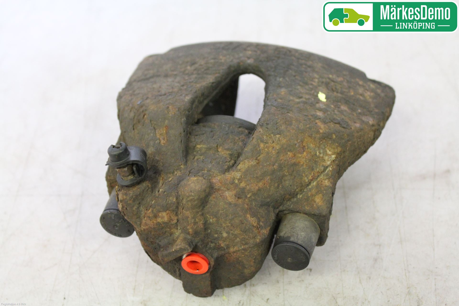 Saab 9-5     06-10 Bromsok Fram Vänster