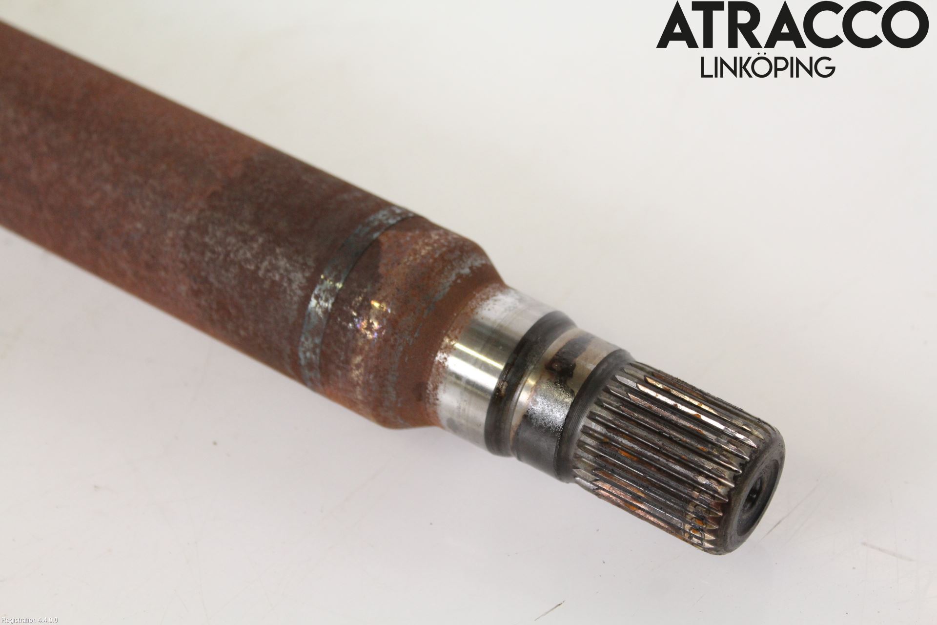 Volvo XC70 14-16 Drivaxel Fram Höger