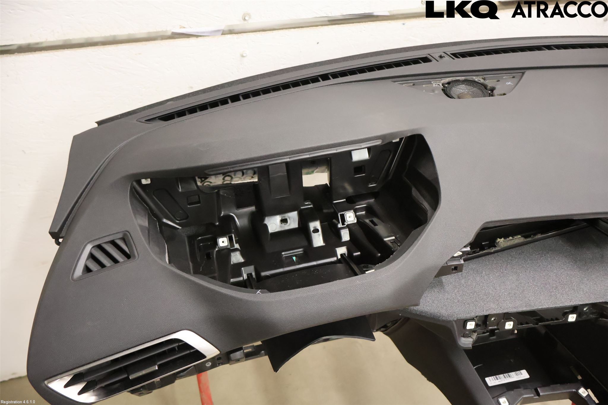Peugeot 3008 17-24 Instrumentbräda