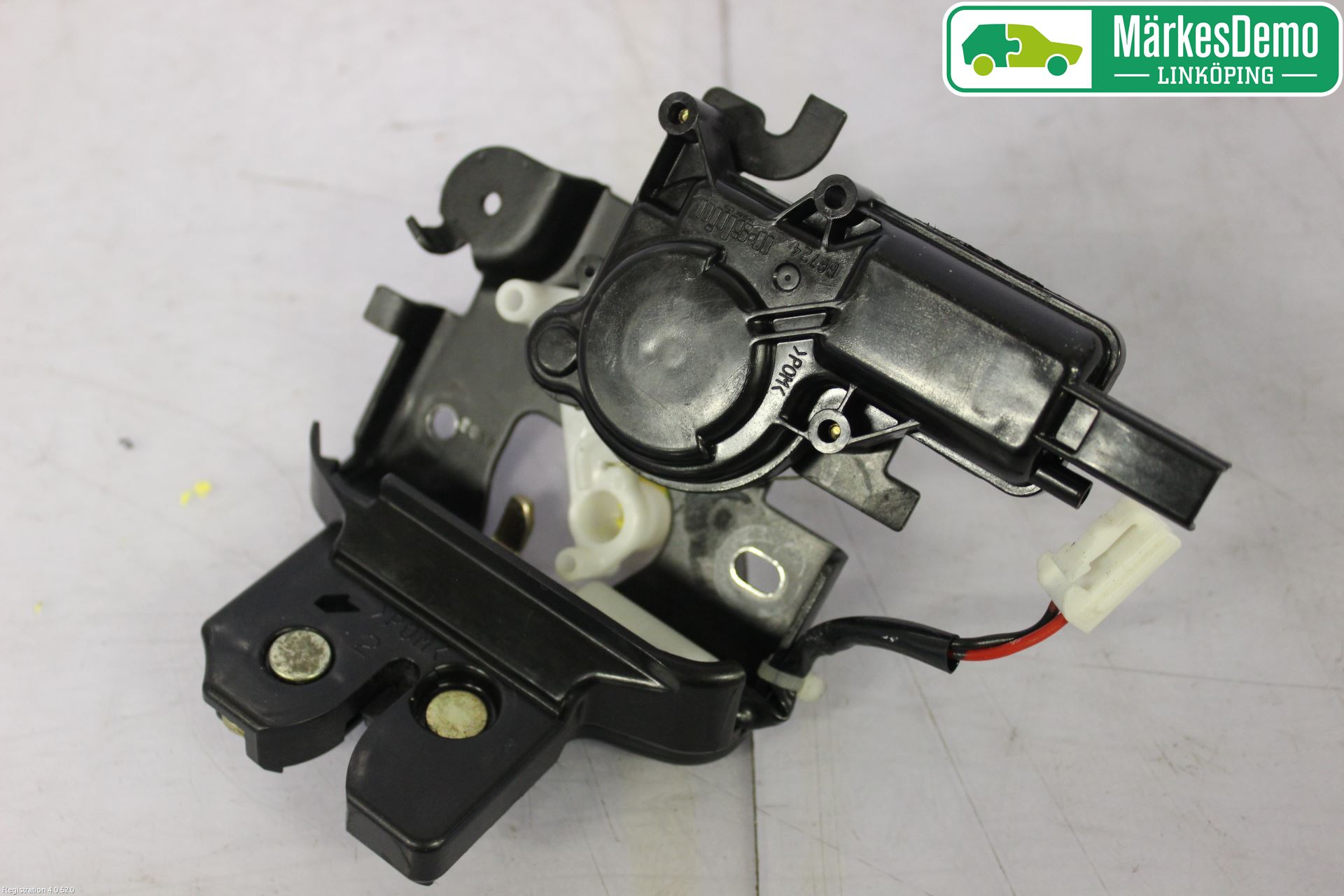 Mazda 3 I 03-06 Låskista Baklucka