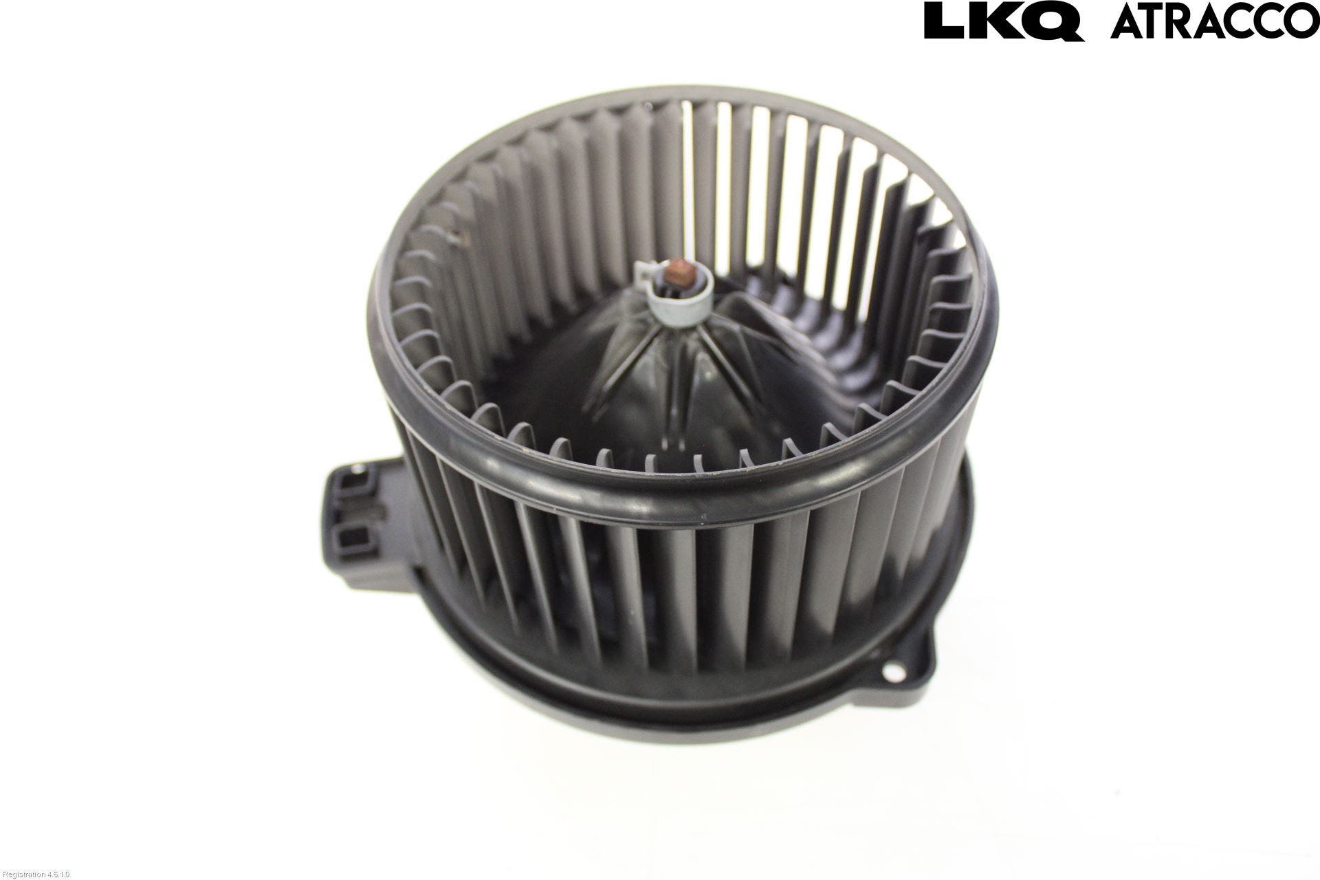 Kia SORENTO 15-20 Värmefläkt