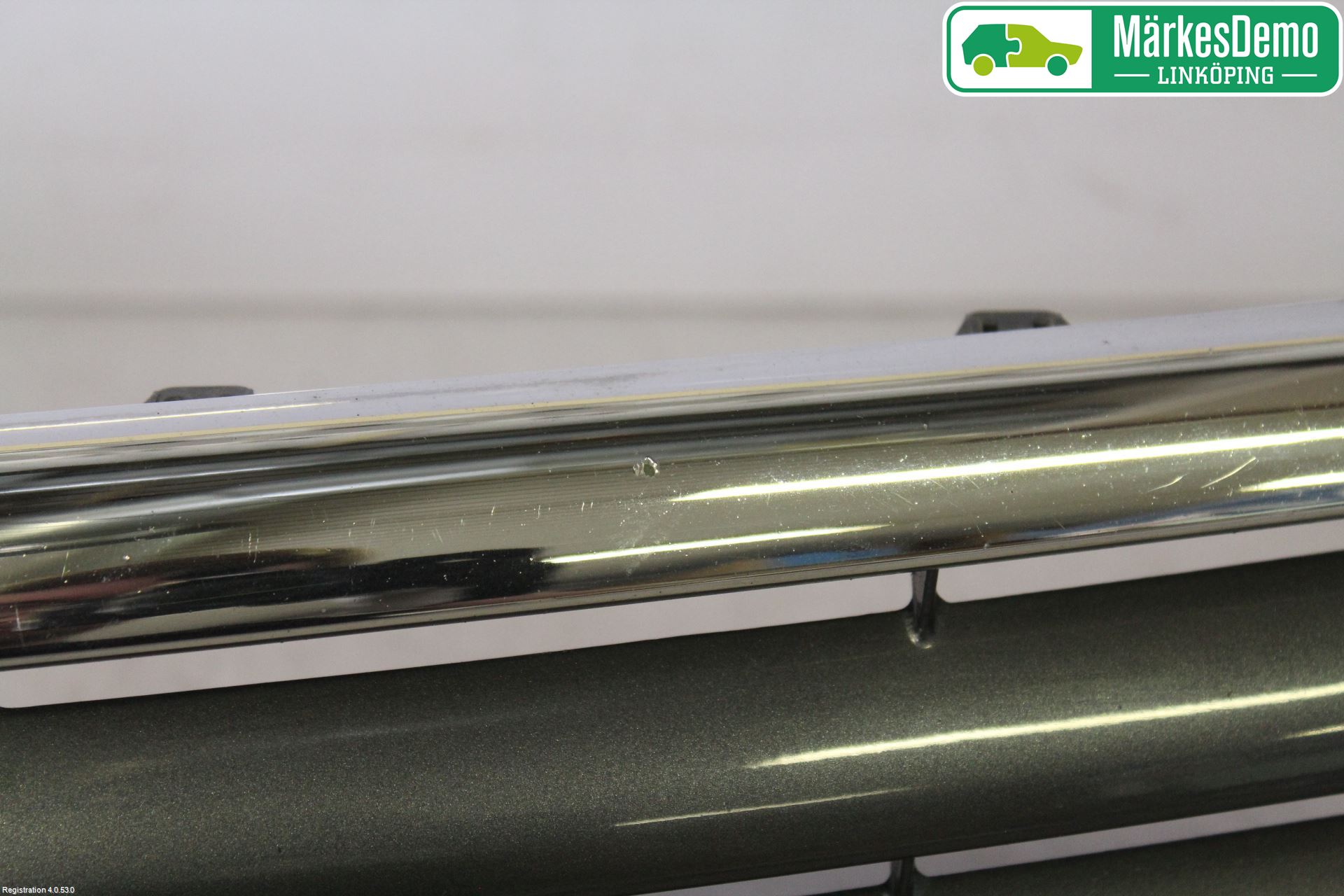 Toyota AVENSIS 03-06 Grill-Galler