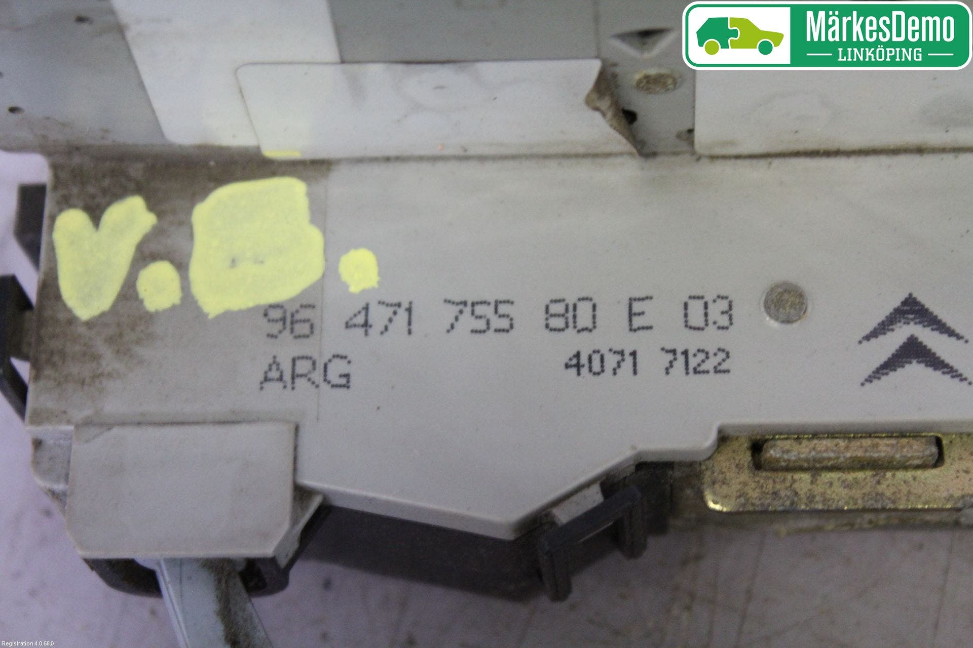 Citroen C4 I 05-10 Låskista-Dörrlås