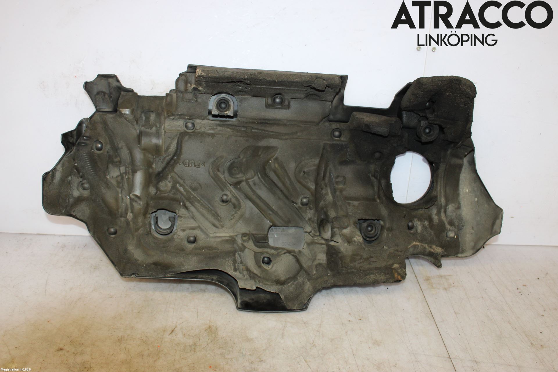 Volvo V70 00-04 Motorkåpa