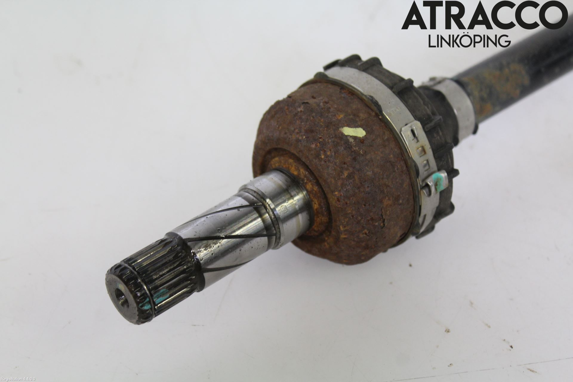 Volvo XC60 18- Drivaxel Bak Vänster