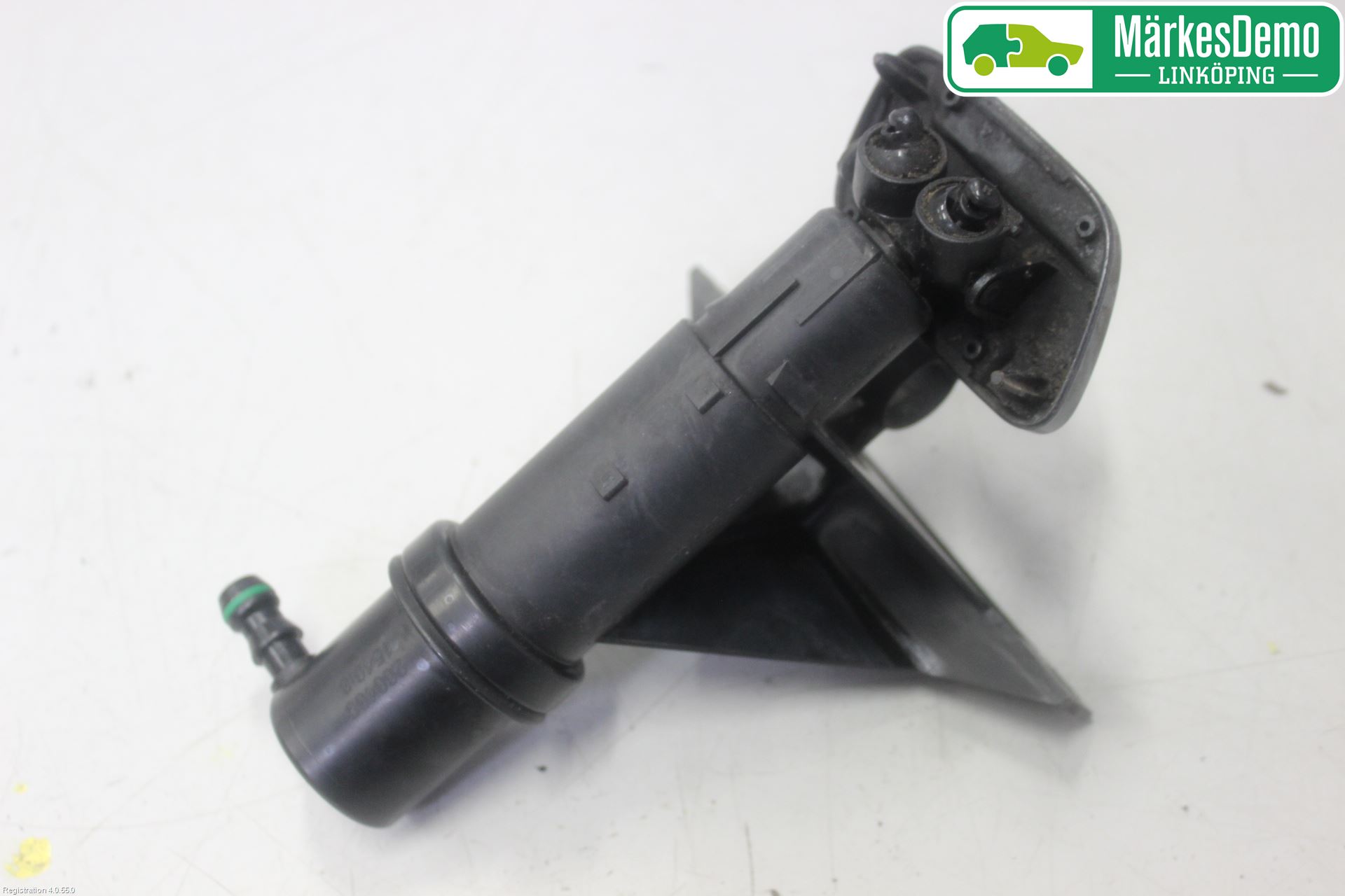 Volkswagen VW TOURAN 03-10 Spolarmunstycke Strålkastare