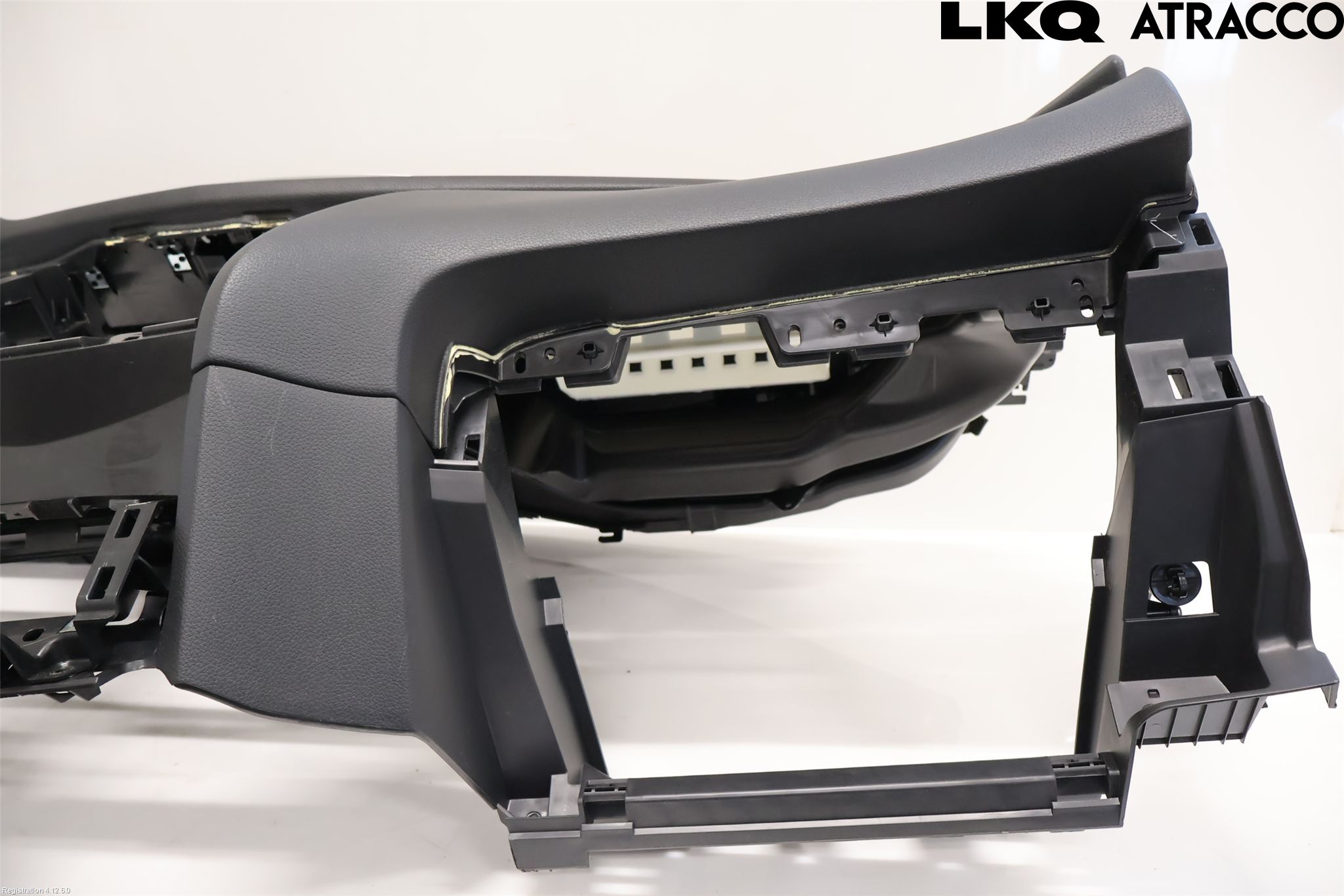 Nissan QASHQAI 14-17 Instrumentbräda