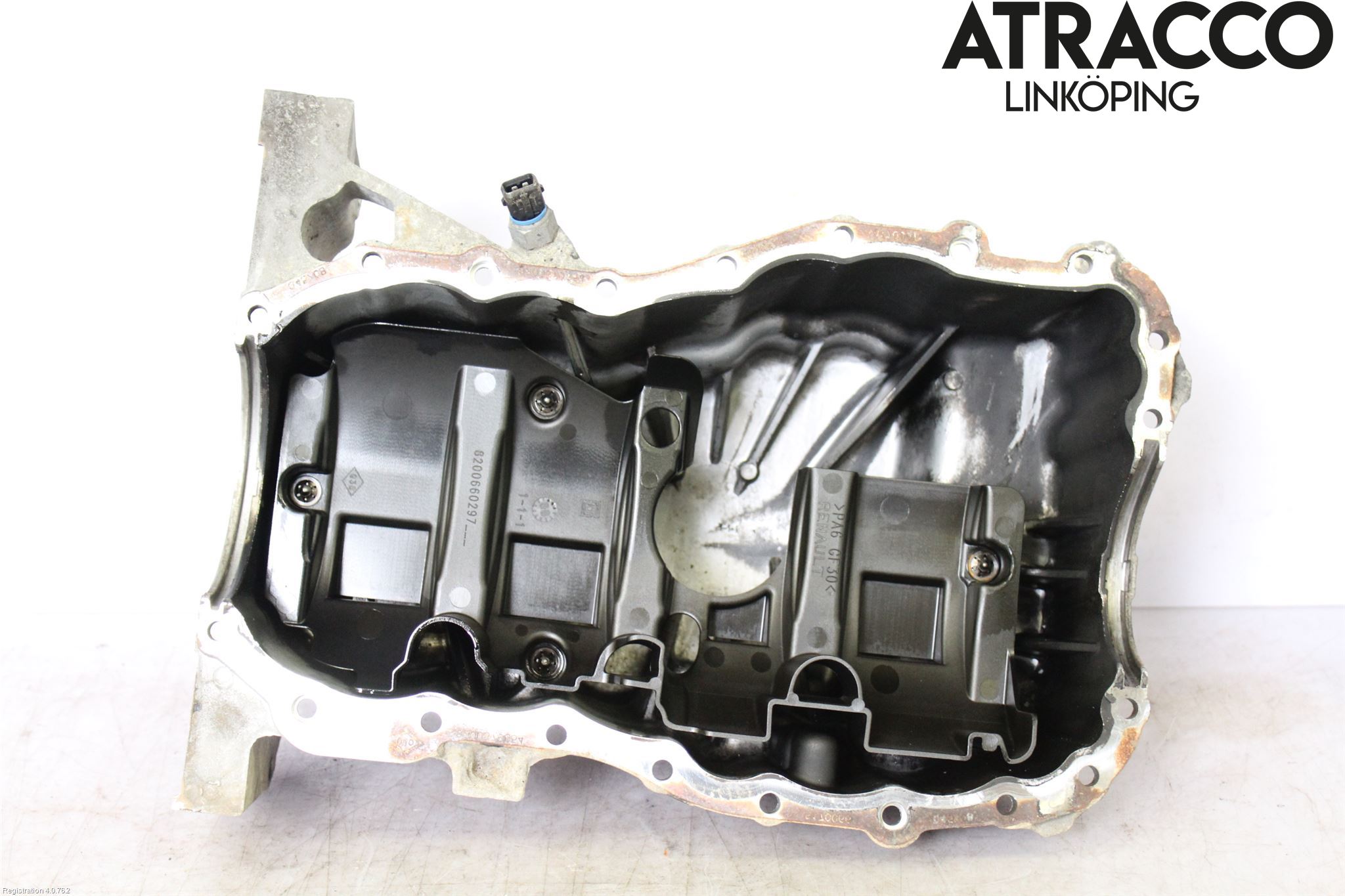 Nissan KUBISTAR Oljetråg