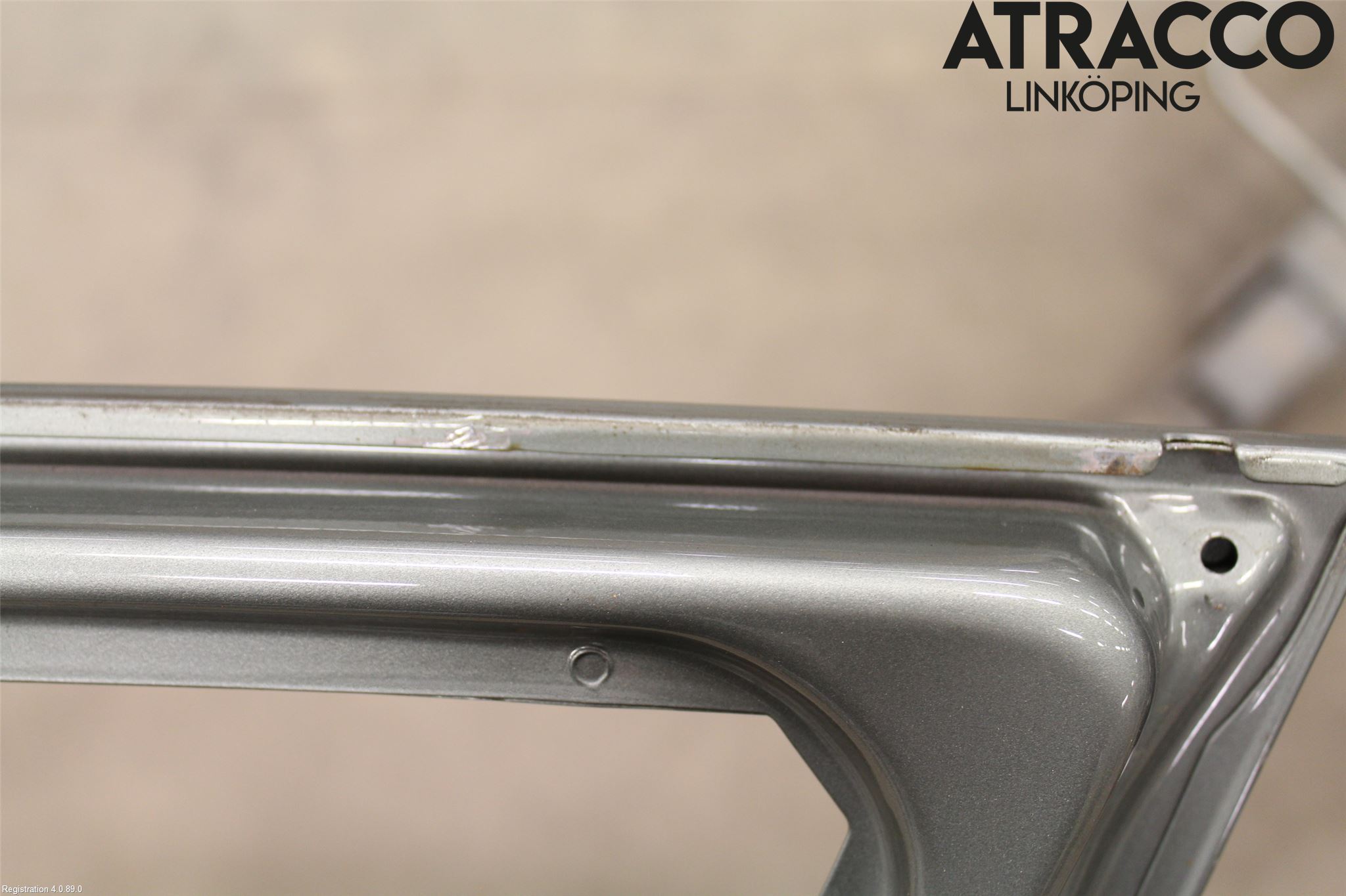 Volvo V70 05-08 Dörr Fram Höger