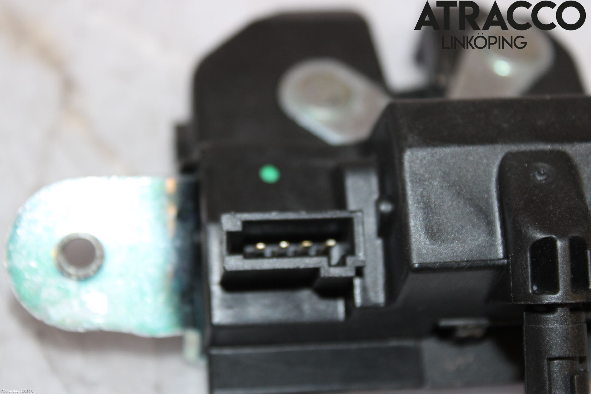 Opel ASTRA K 16-22 Låskista Baklucka