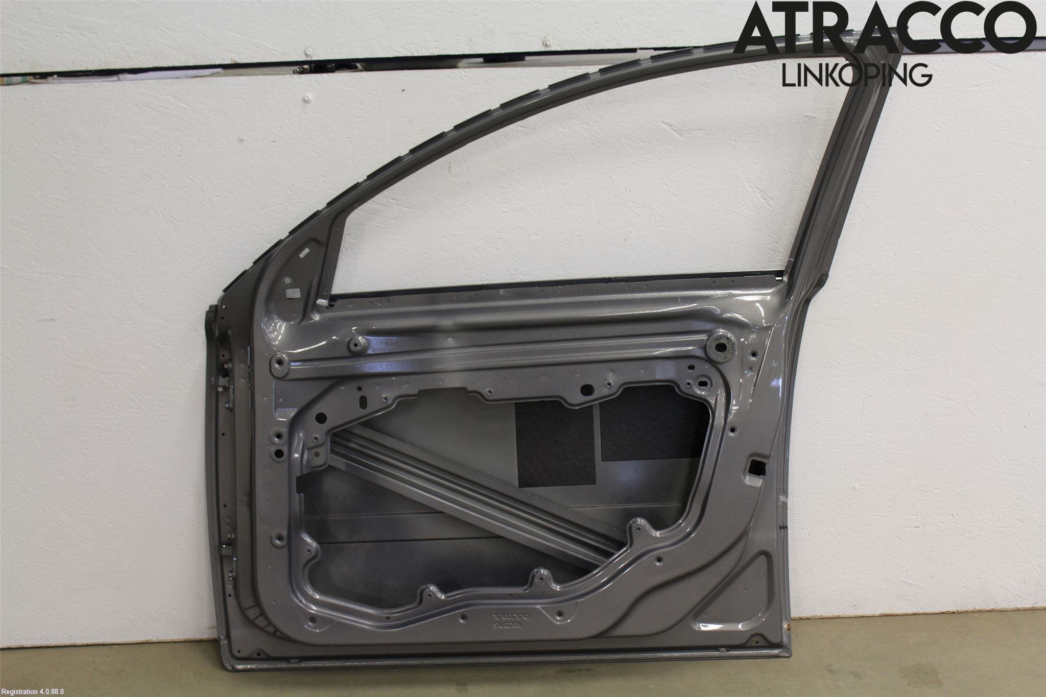 Volvo V50 04-07 Dörr Fram Höger