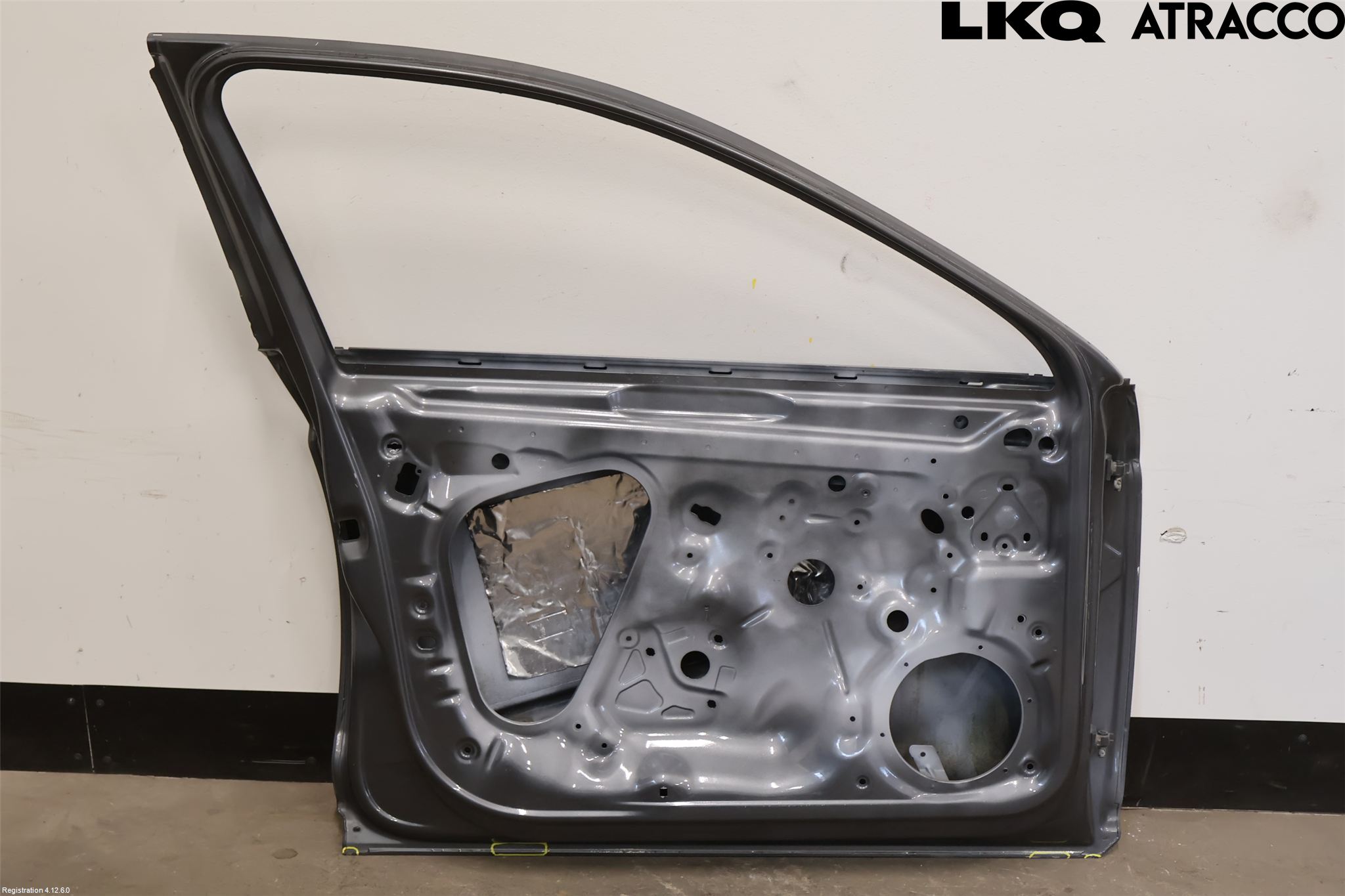 Volkswagen VW PASSAT 15-19 Dörr Fram Vänster