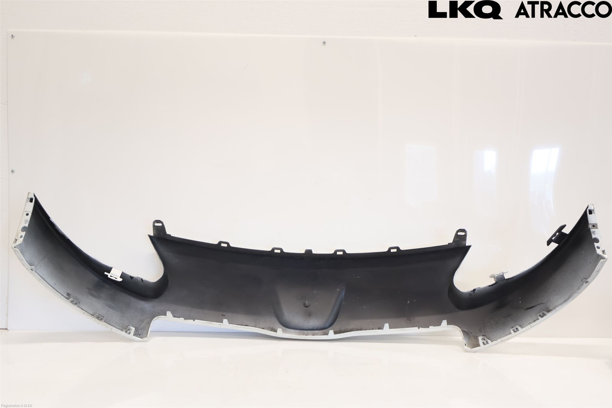 Peugeot PARTNER 08-15 Grilldel Mitt