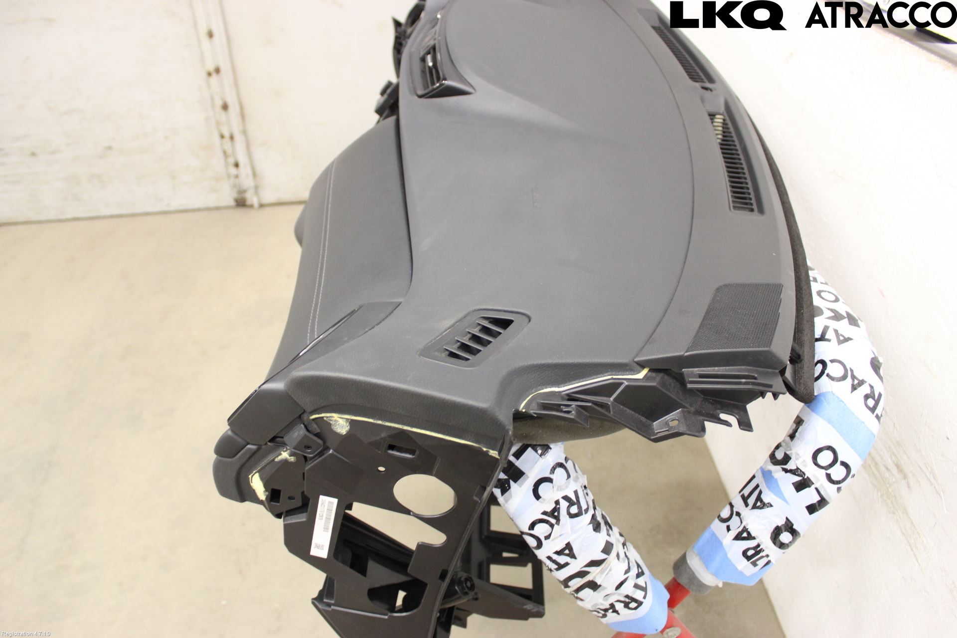 Nissan X-TRAIL 14-21 Instrumentbräda