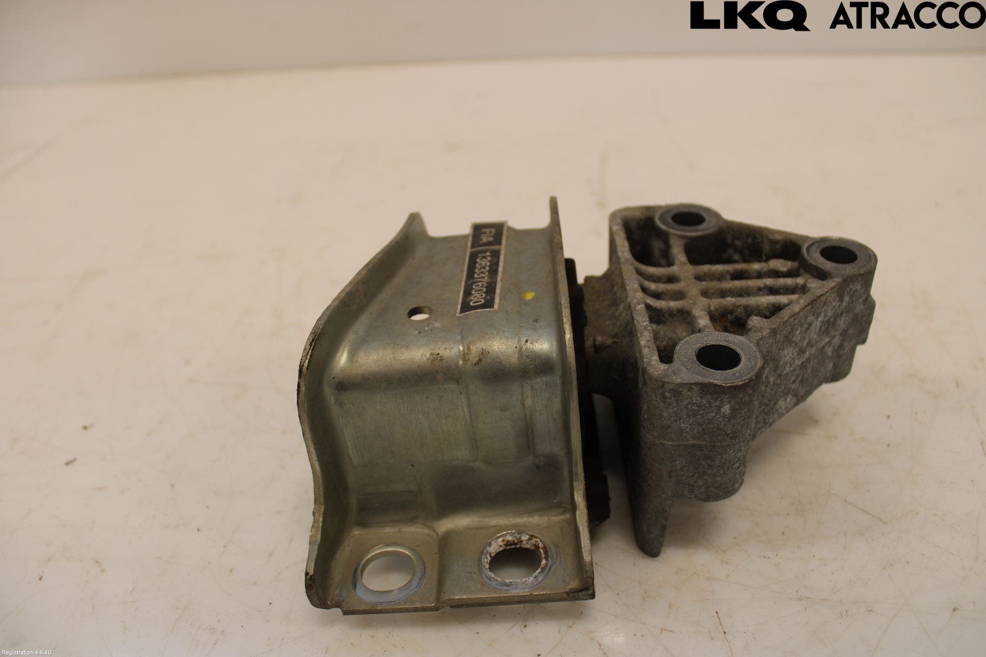 Husbil, husvagn HUSBIL ADRIA Motorfäste