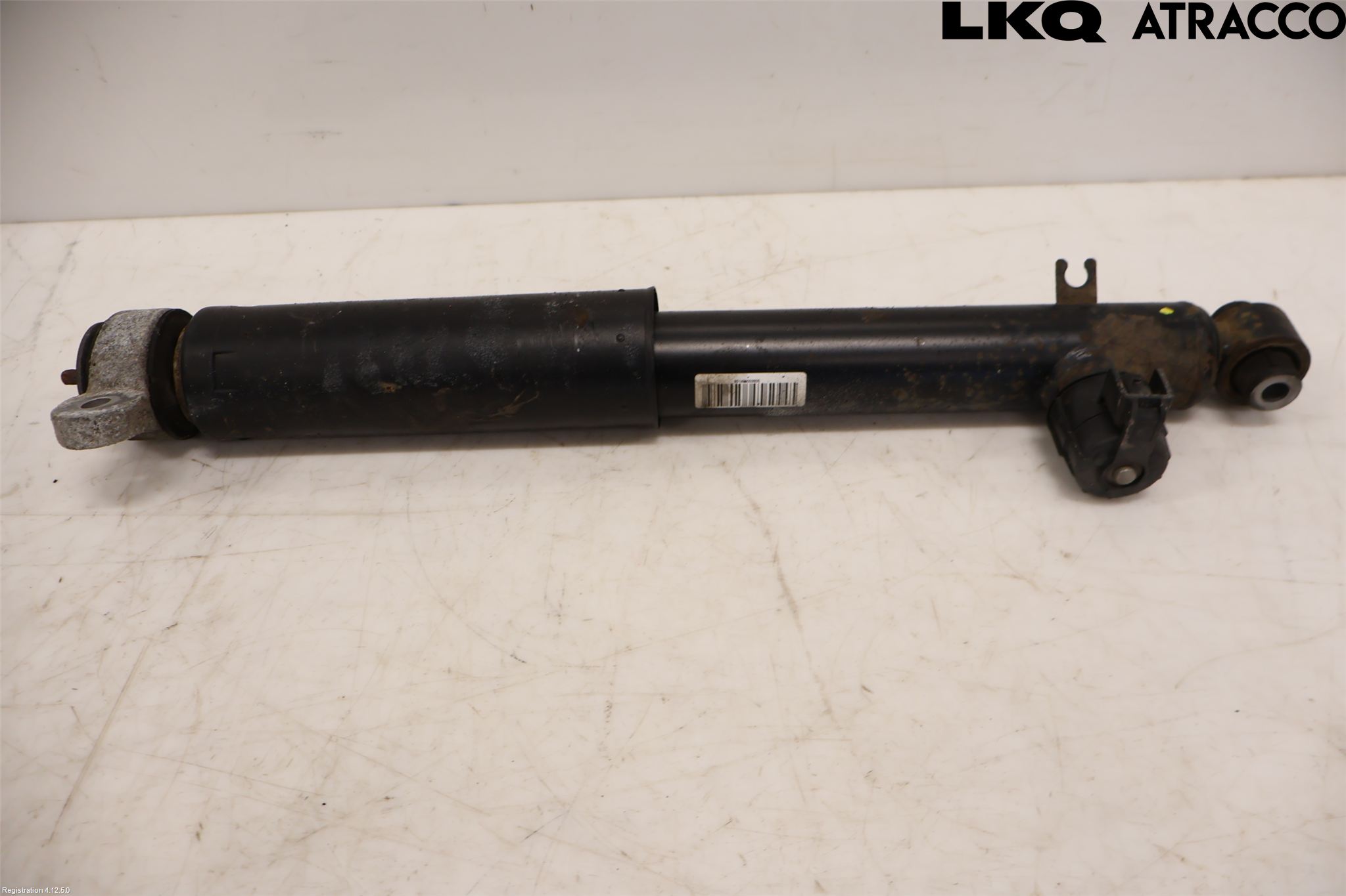 Opel INSIGNIA 17- Stötdämpare Bak