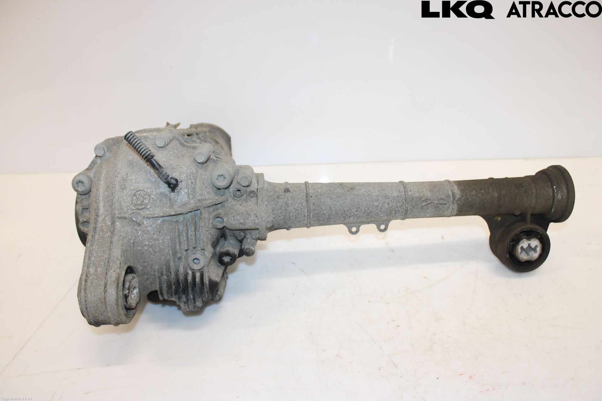 Volkswagen VW AMAROK 2H 10-22 Framvagn Diffrential