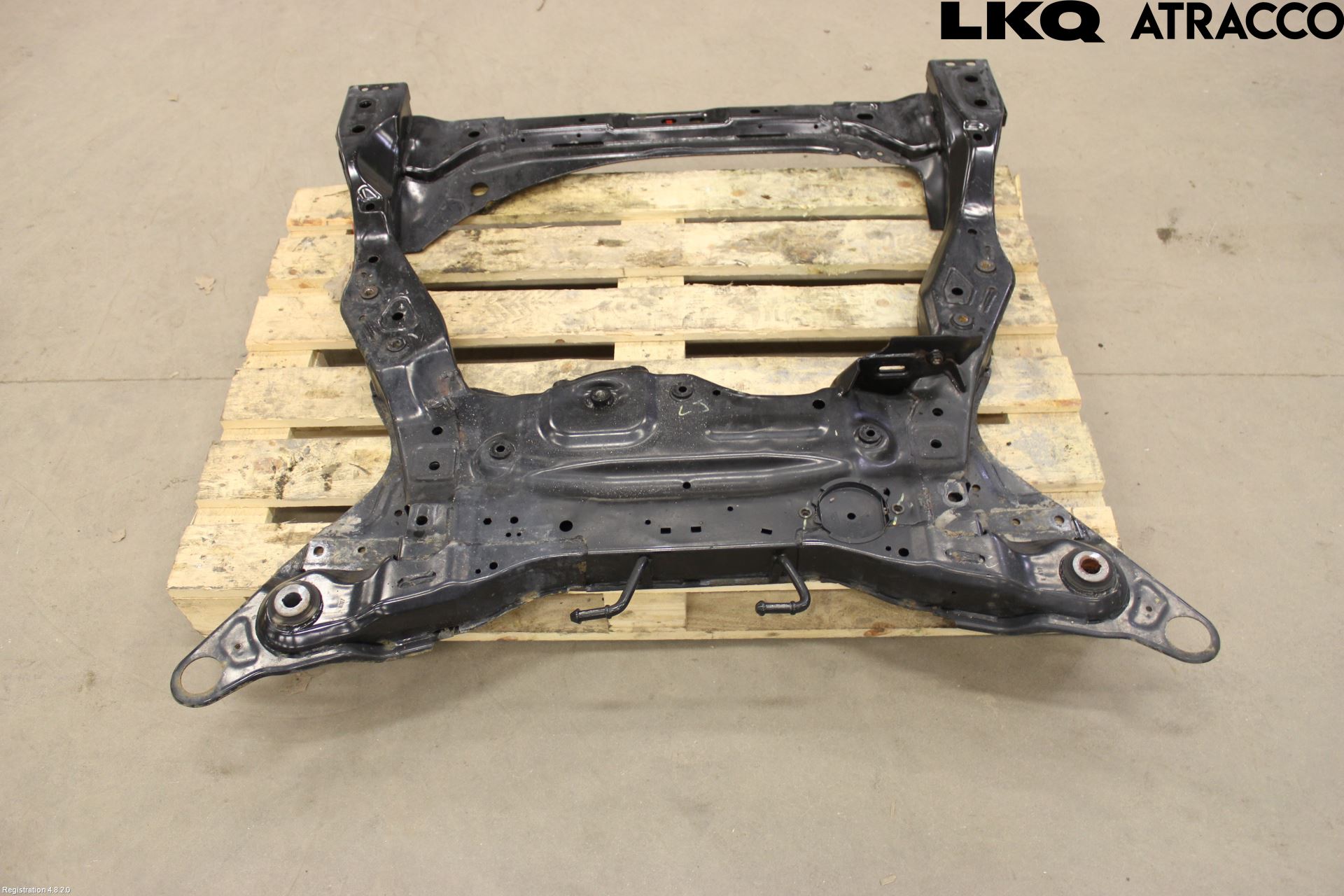 Volvo V90 17->> Framvagnsbalk