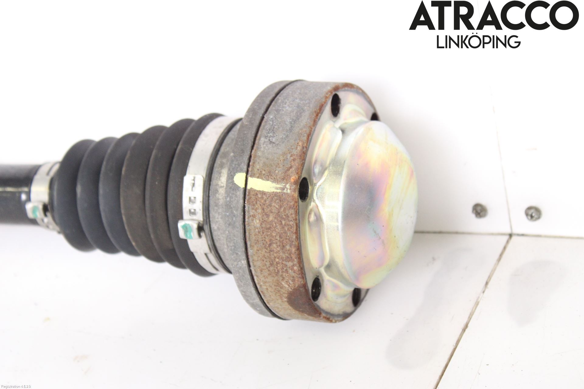 Audi A4/S4 B9 16-19 Drivaxel Bak Höger