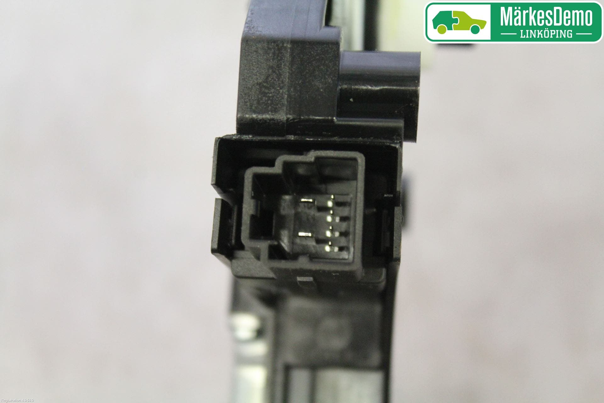 Volvo XC70 14-16 Fönsterhissmotor