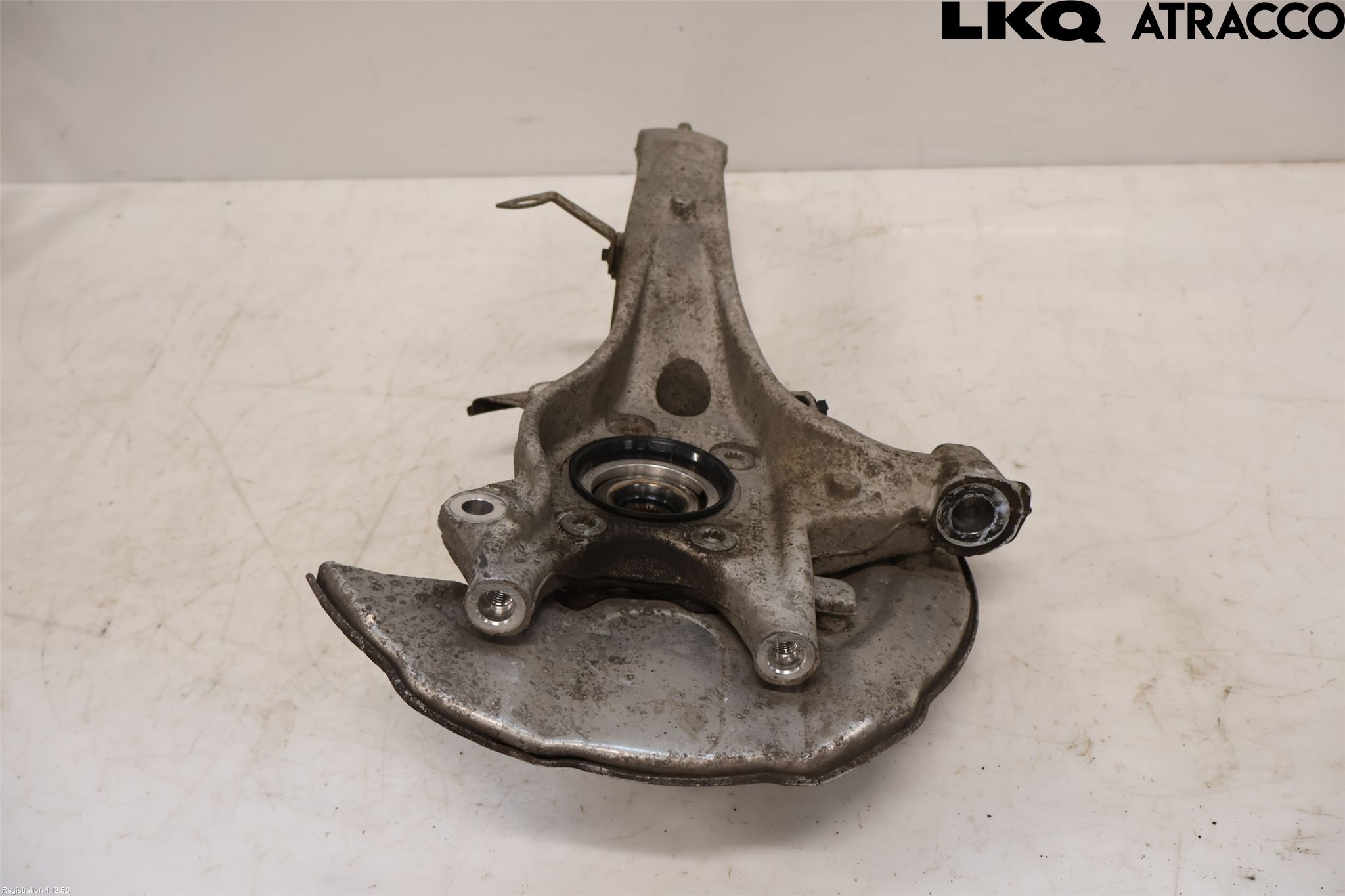 Volvo V90 17->> Styrspindel Lagerhus Hö