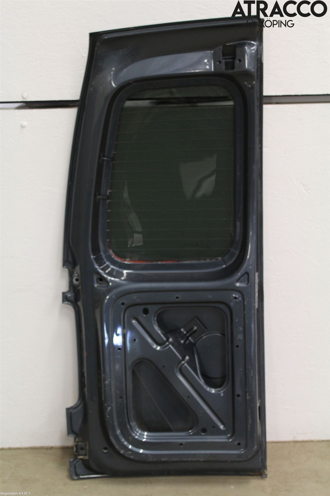 Volkswagen VW CADDY      04-10 Dörr Bak Van-Skåp Höger